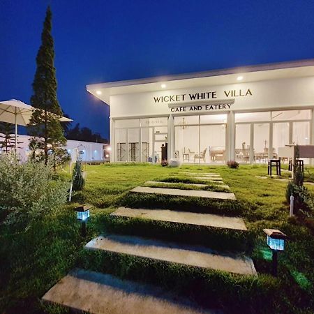Wicket White Villa Ratchaburi Экстерьер фото